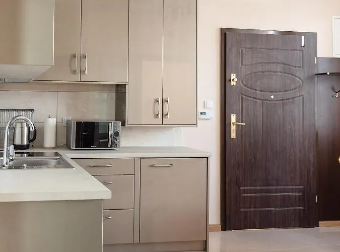 Apartment Na Cichej 5 A1 *